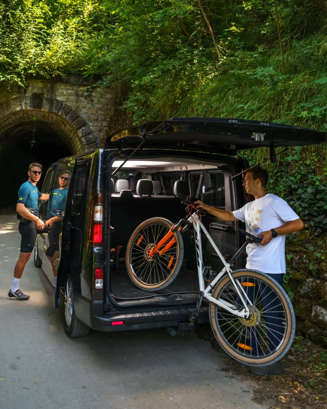 Transfer vehicle for excursions in Istria